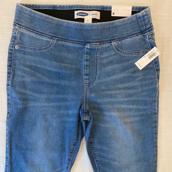 Old Navy Women’s Jeans - Picture 5 of 6